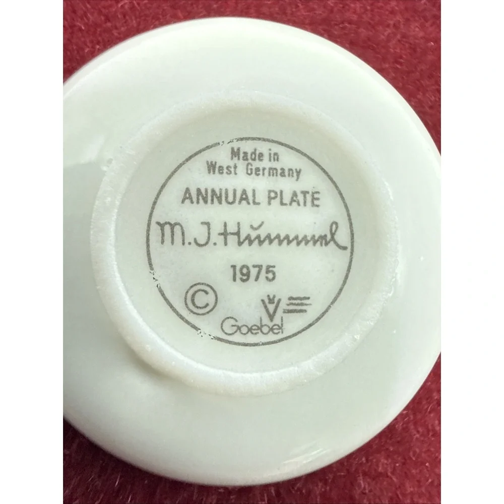 MJ Hummel Miniature Collectors Plates 1971 - 1976, Lot Of 6